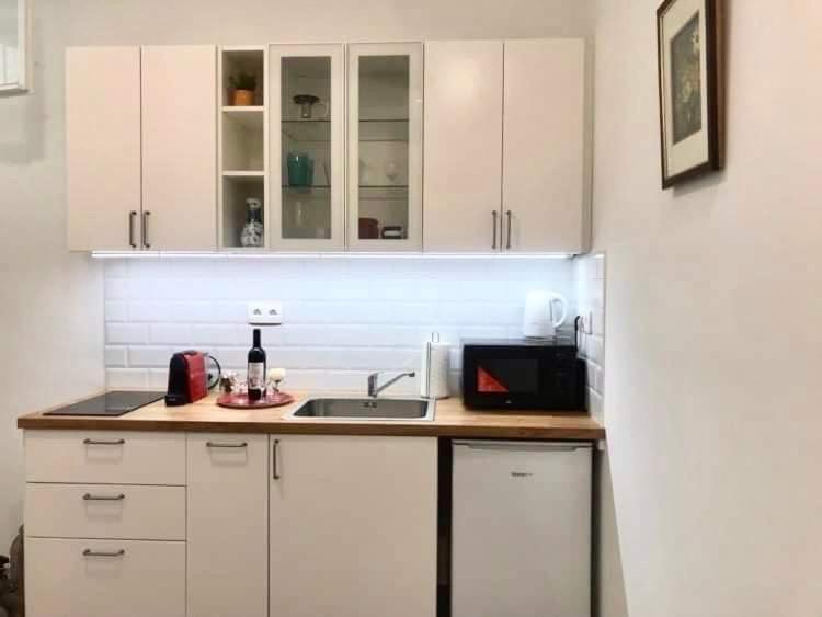Nick'S Apartment-Spacious, Central And Quiet, By Margit Bridge Budapeste Exterior foto